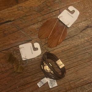 Brown Feather Earrings and Bracelet Set